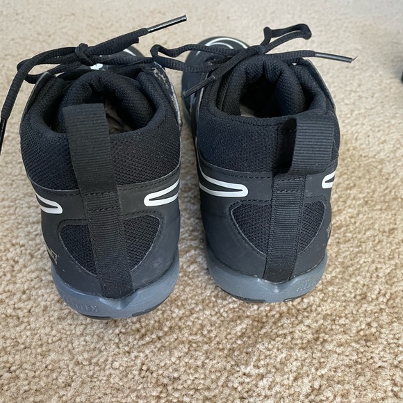 Nike Alpha Fastflex Black and White Men's Athletic Cleats. - Picture 3 of 9